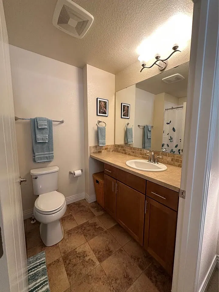 517 Brennan Cir — Photo 3