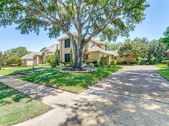 2nd image of 2512 Pelican Bay Dr