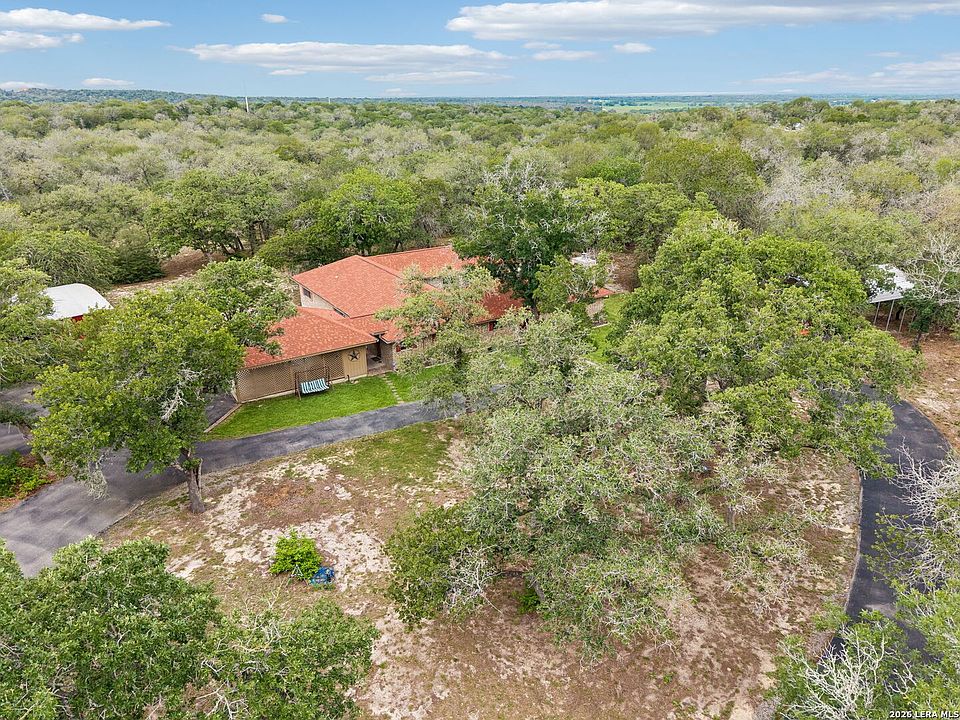 1st image of 188 Guadalupe Ranch Ln