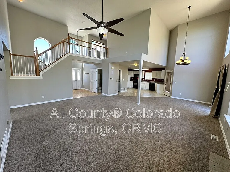 19120 Pinon Park Rd — Photo 2