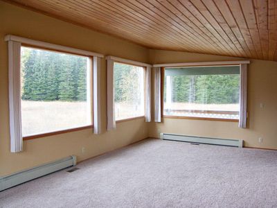 255 Sherman Ln, Bigfork, MT, 59911