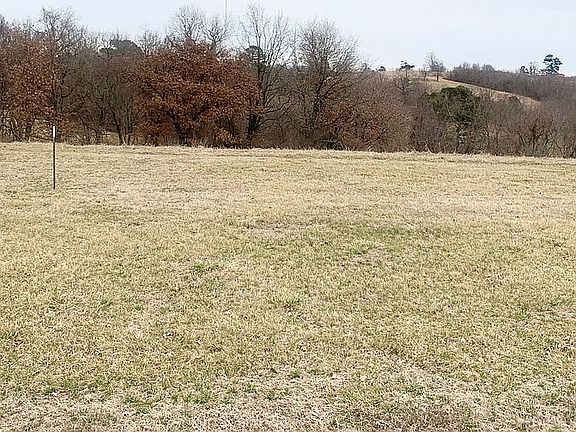 5th image of Chelsie Ct #31