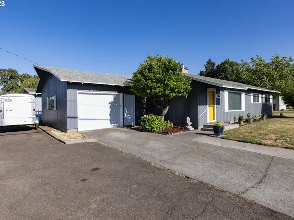 1304 Quinton St, The Dalles, OR 97058