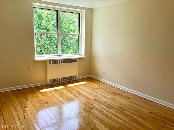 4th image of 5570 Netherland Ave APT 6E