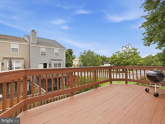 5th image of 6571 Rundale Ct