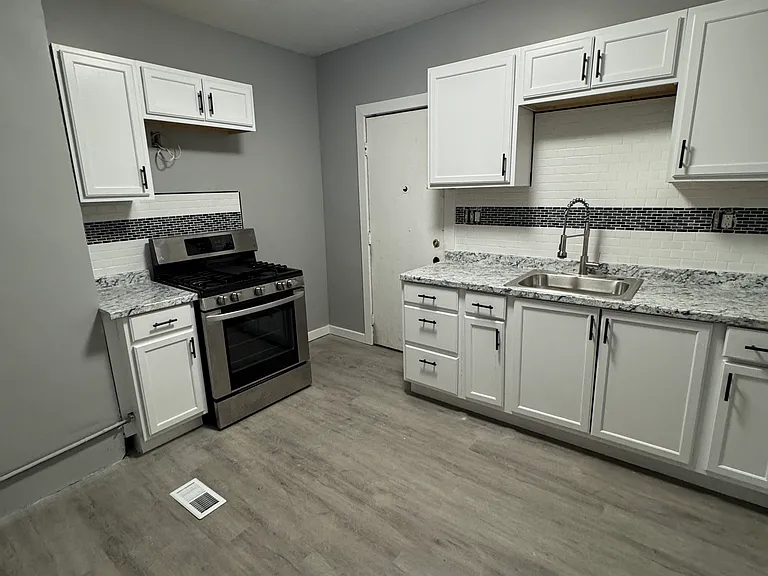 9103 Quincy Ave #1 — Photo 2