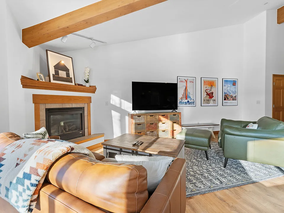 850 Blue River Pkwy #E2