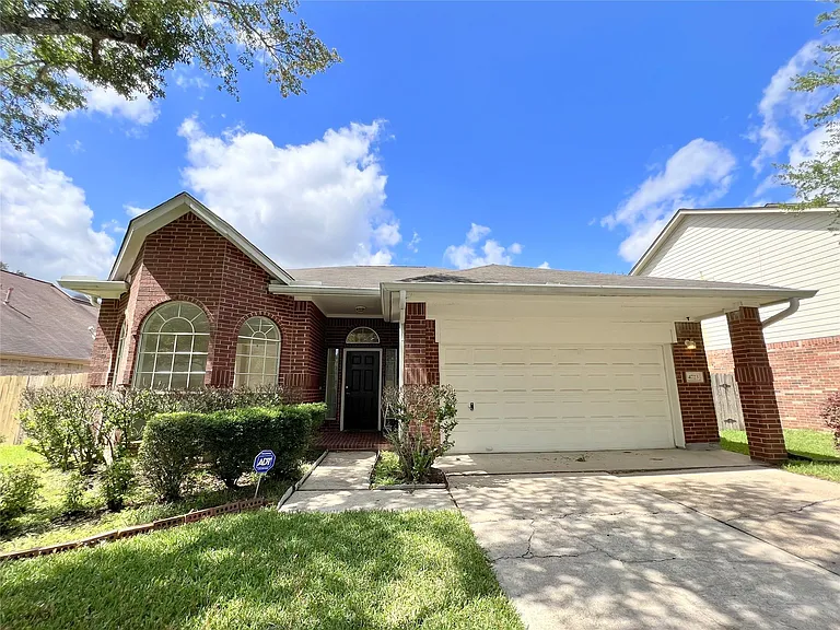 4723 Silverlake Dr — Photo 30