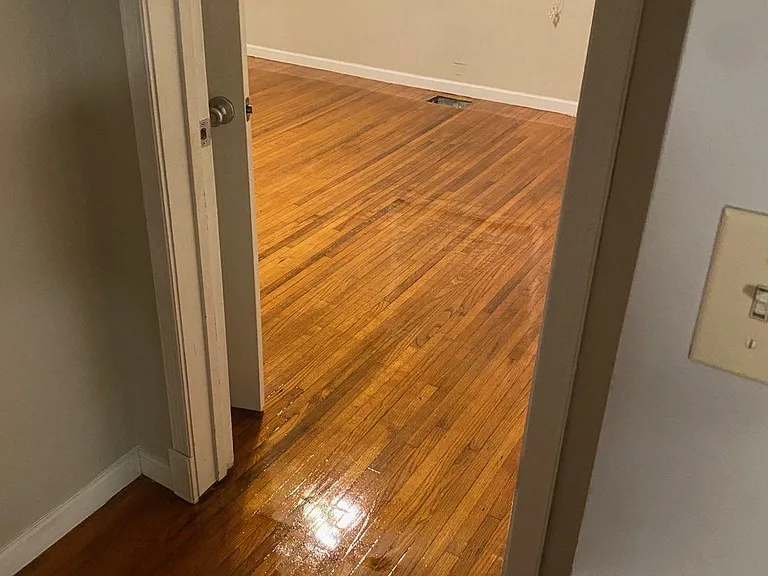 486 Ashburton Ave — Photo 10