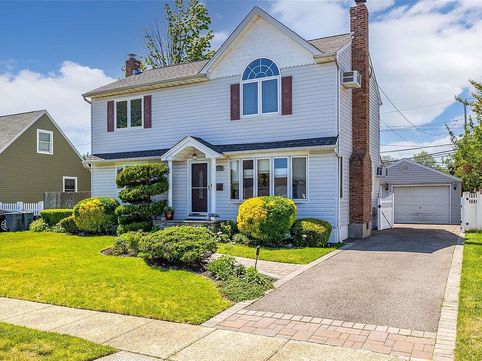 1st image of 282 Swansdowne Drive