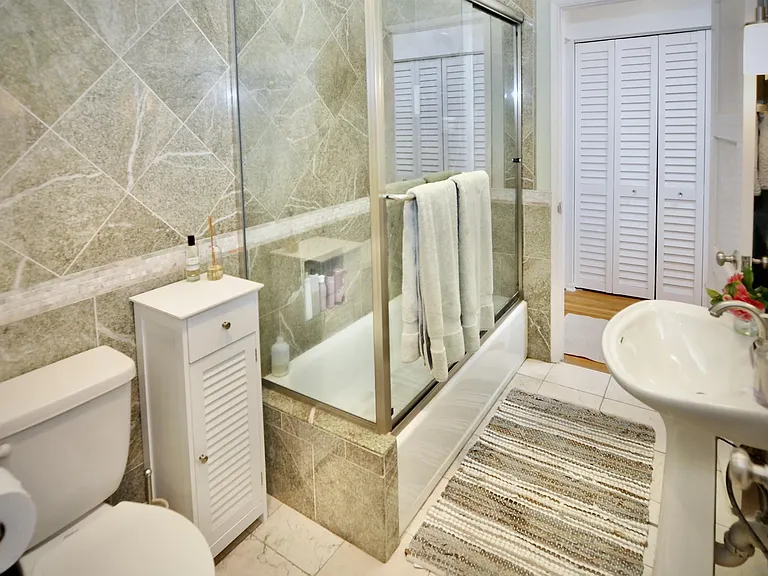 529 Fern Gln — Photo 27