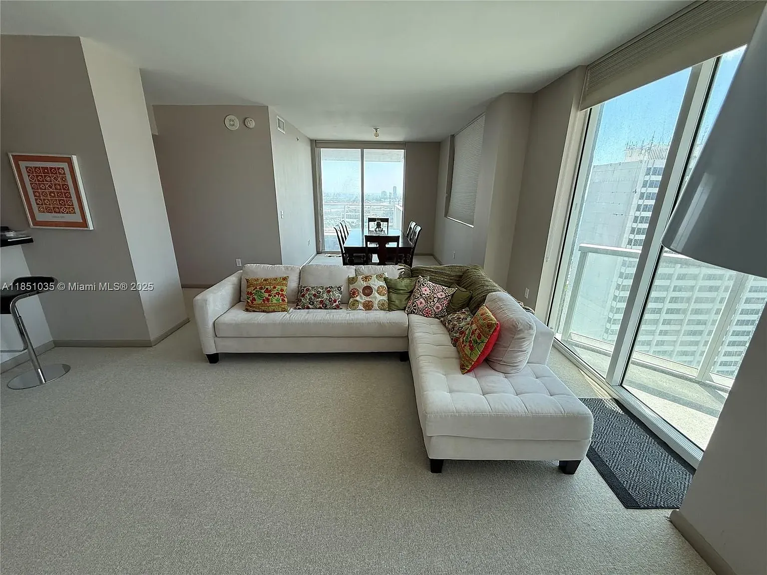 2 bed, 1363 sqft, $3,950 — Photo 4