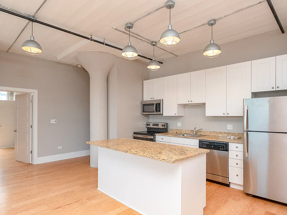 3141 N. Sheffield