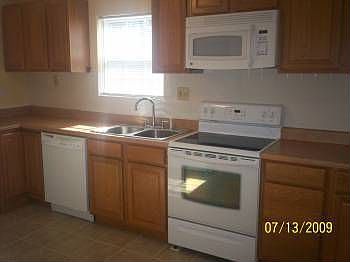 2nd image of 141 W Holden Ave