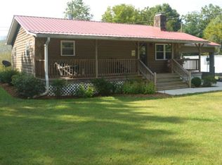 94 W Memorial Dr, Andrews, NC 28901