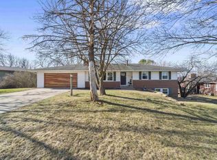 311 Blue View Dr, Mount Horeb, WI 53572
