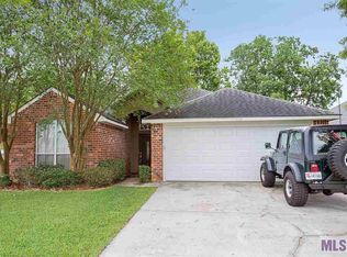 17634 Christopher's Crossing Dr, Baton Rouge, LA 70817