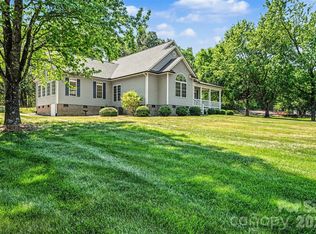 6301 Hawk Nest Dr, Concord, NC 28027