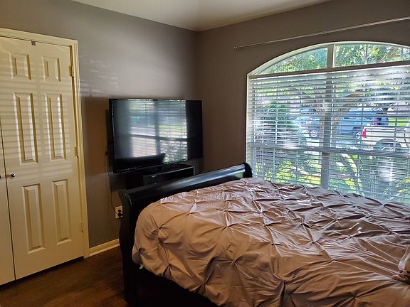 4th image of 3842 Silverhawk Dr