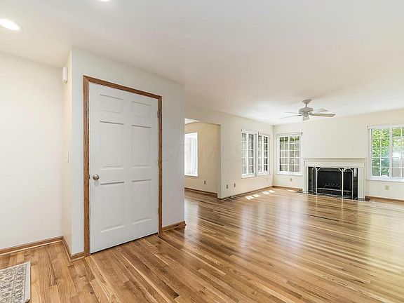 3rd image of 241 Saint Antoine St
