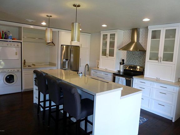 5th image of 8219 E Columbus Ave