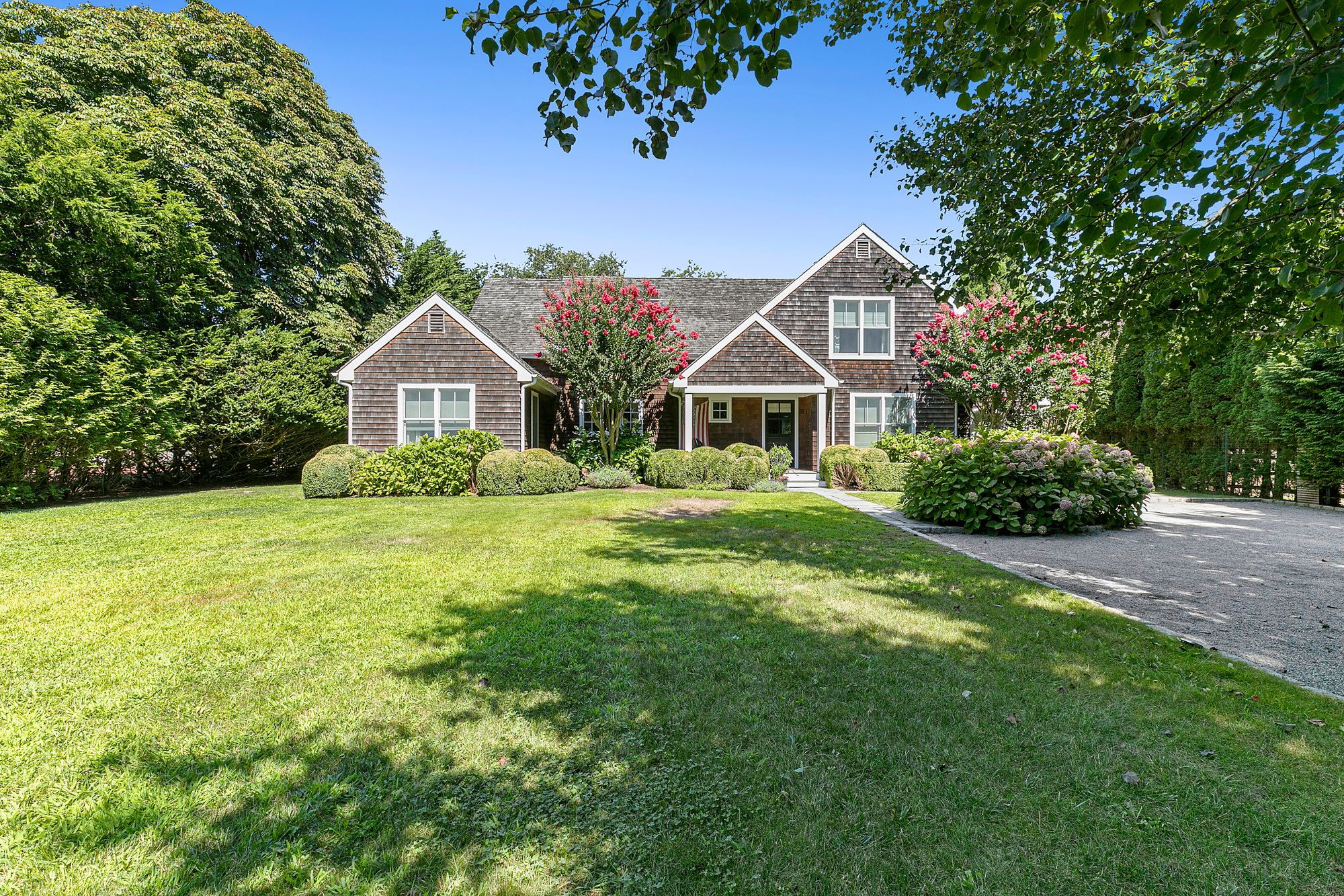 11 Atlantic Ave, Amagansett, NY 11930 Out East