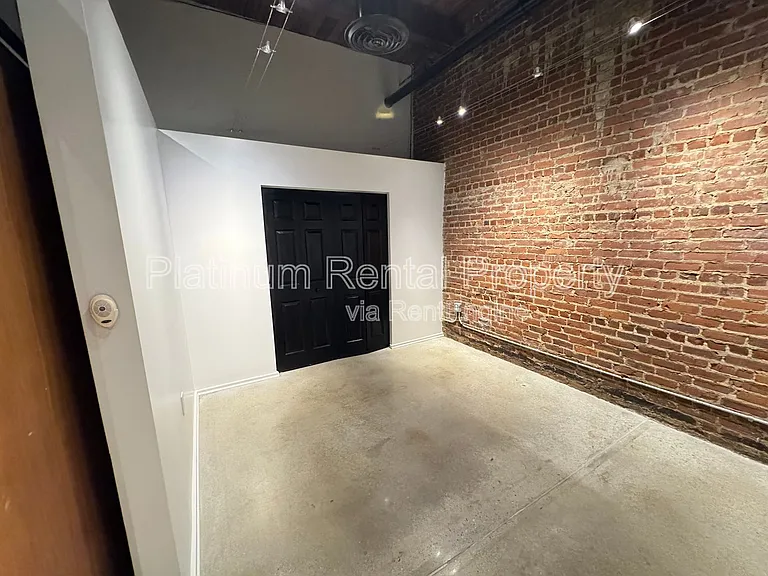326 Nelson St SW #208 — Photo 15