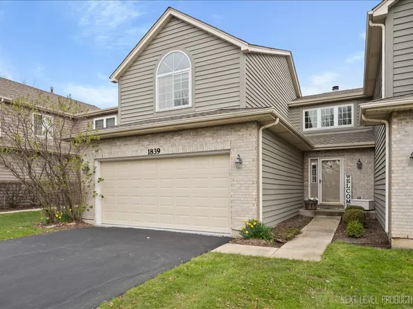 1839 Tamahawk Ln, Naperville, IL 60564