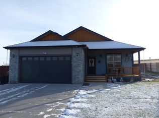 618 King Ave, Hines, OR 97738