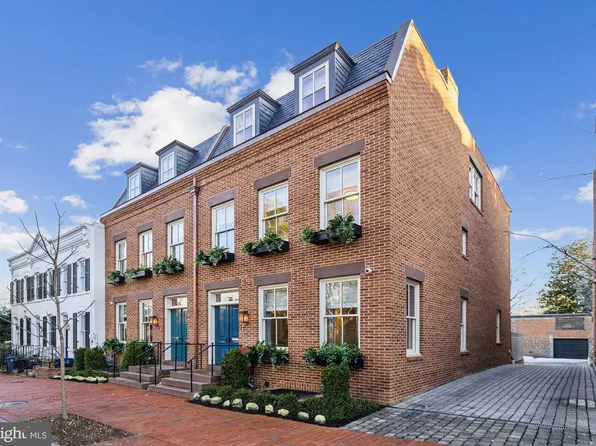 3314 1/2 Volta Pl NW, Washington, DC 20007