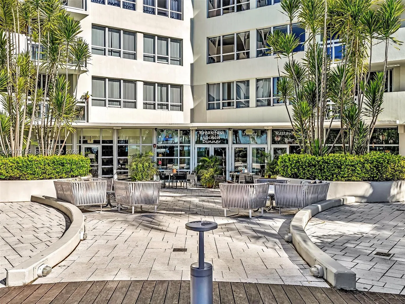 Flamingo South Beach I Co — Photo 4