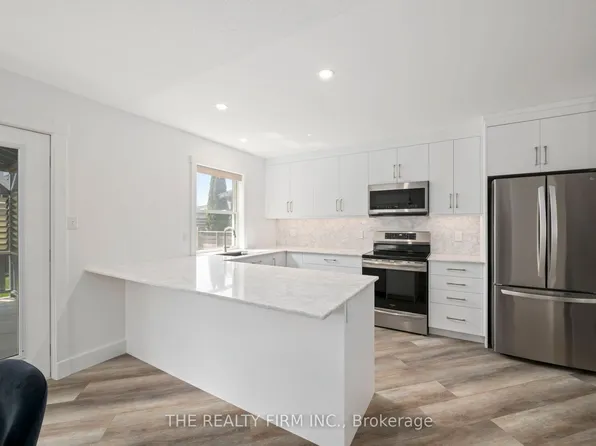 308 Selbourne Dr, Central Elgin, ON N5L 1B1