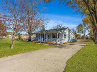 2110 Sandridge Rd, Thomson, IL 61285