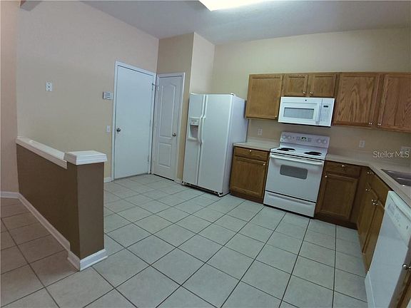 5th image of 2722 Conch Hollow Dr
