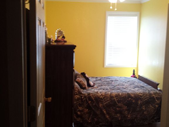 Bedroom 14 x 8