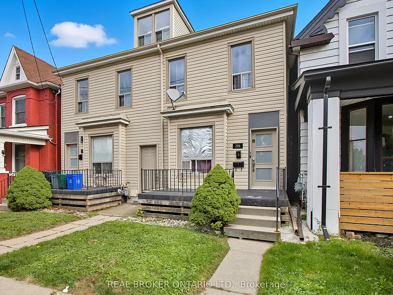 296 Emerald St N #1 — Photo 18