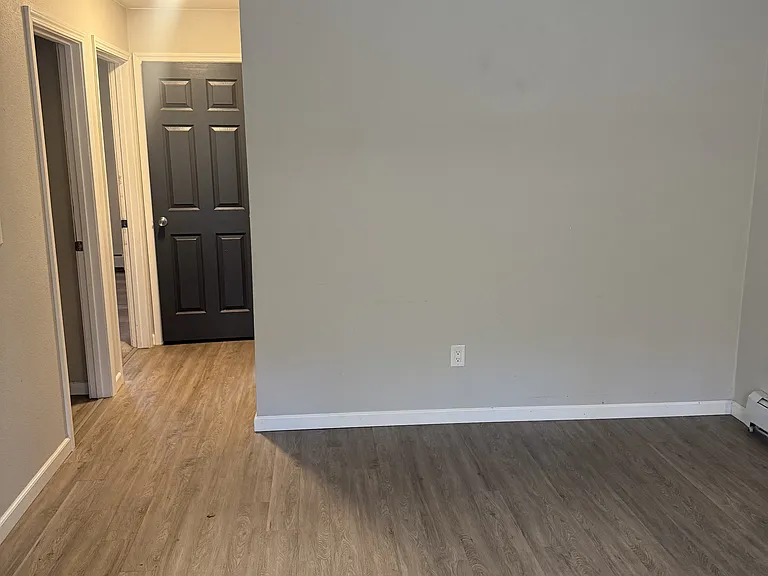 629 E 8th Ave #2 — Photo 13