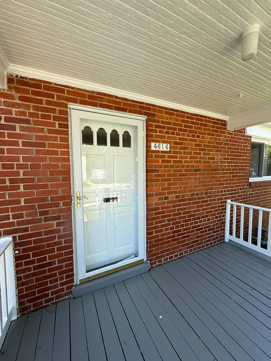 Building Photo - 4616 Rosedale Ave