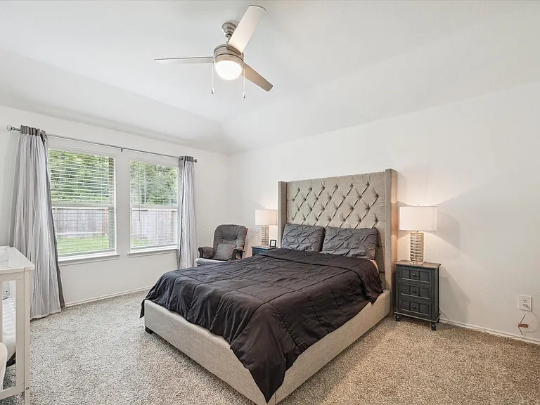 20209 Portbec Dr — Photo 11