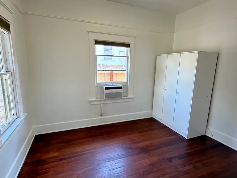 4837 Schuyler Ave — Photo 9