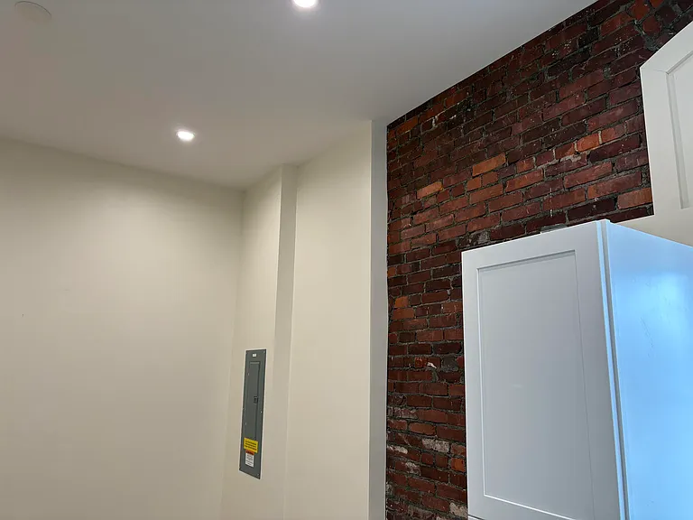 22 S Main St #205 — Photo 24
