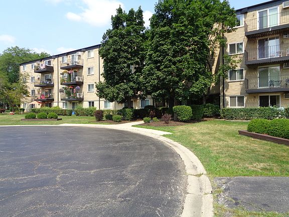 2nd image of 2420 E Brandenberry Ct APT 4E