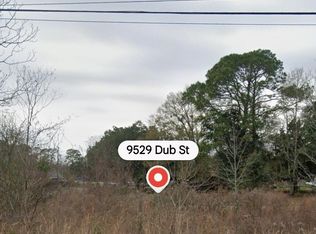 9529 Dub St, Ocean Springs, MS 39565