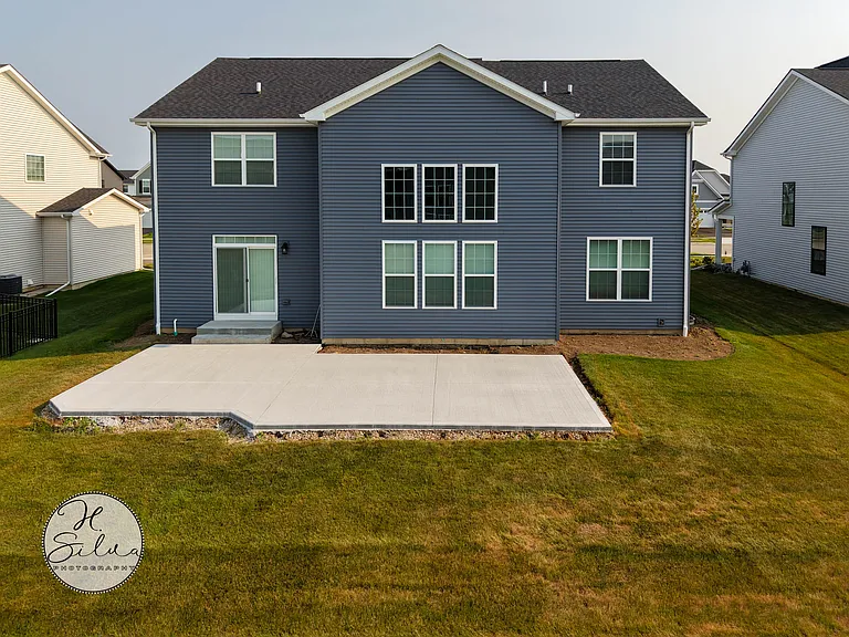 10784 Saxony St — Photo 24
