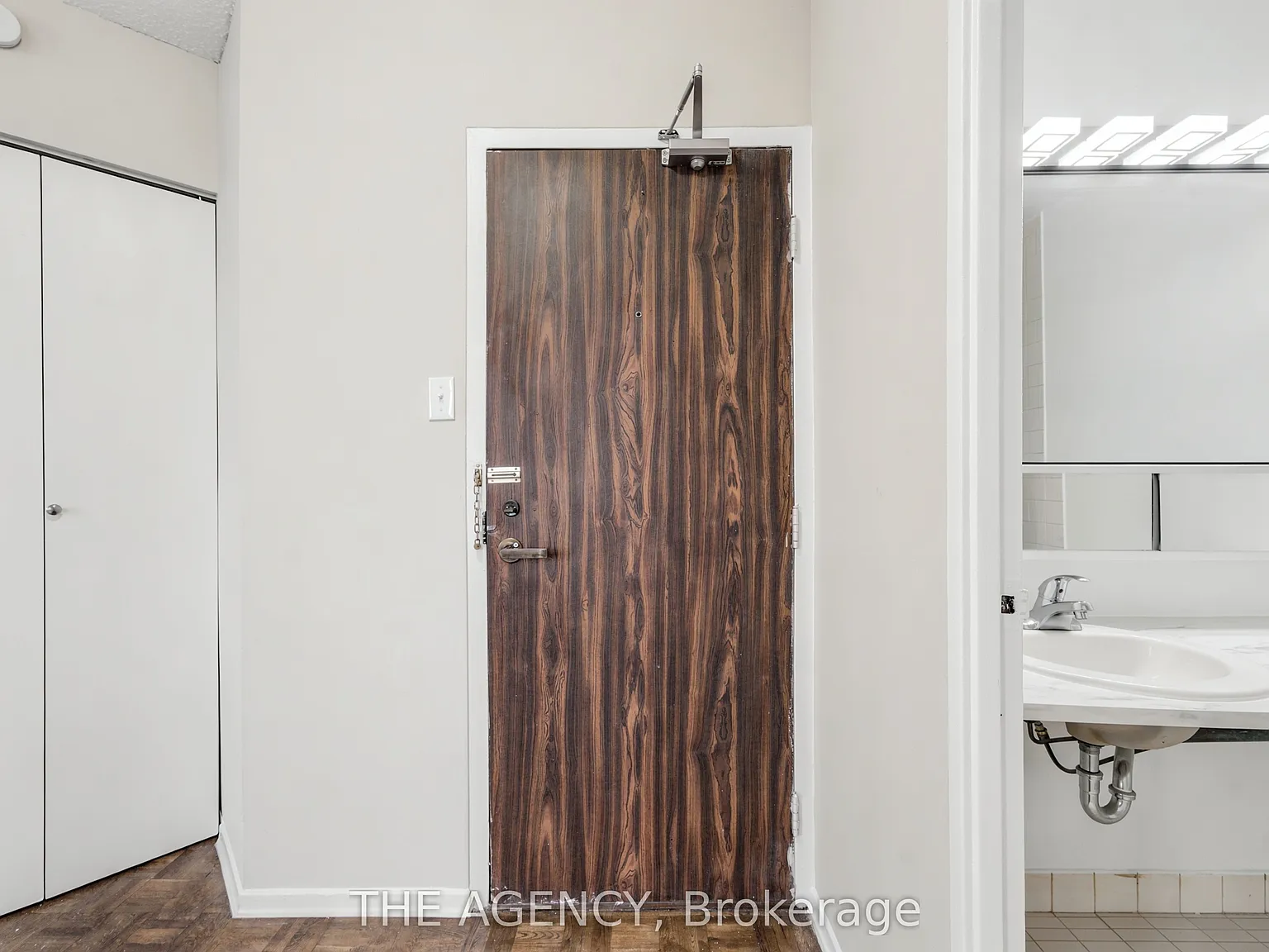 1 bed, $1,819 — Photo 2