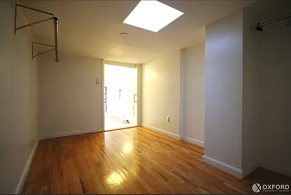 Rented by Oxford Property Group | media 7