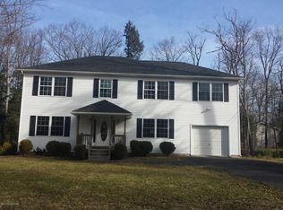 1166 Cambell Way, Tobyhanna, PA 18466