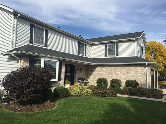 3rd image of 301 Westwood Dr
