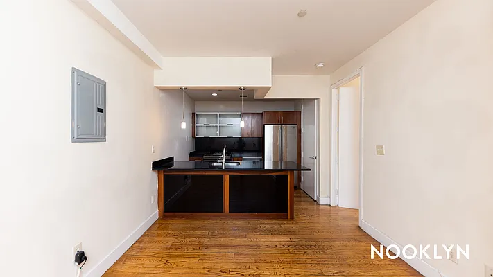 Rented by Nooklyn NYC LLC | media 28