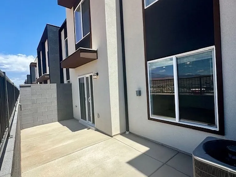 1664 S Forbidding Way — Photo 20